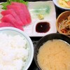 やっと、普通の 『 マグロ刺身 定食 』