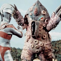 海の虹に超獣が踊る」 - 帰ってきたウルトラ38番目の弟