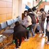 ６年生を送る会⑩　チーム旗受け渡し