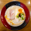 スープがエスプーマ風に進化した「純のどぐろラーメン」（ラーメン おこじょ）