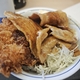 かつやで味わう夏の限定丼「豚生姜焼き×チキンカツ丼」