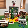息子の世界観を形にしたディズニー色強めのLEGOクリスマスタウンが完成！
