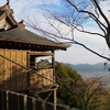 国生みの頂に鎮座する狛猪と絶景　～先山千光寺～