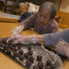 桜餅対決・・・道明寺（関西風）VS長命寺（関東風）