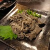 「飛田食堂」定食もあり、飲むのもあり