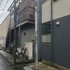 東日暮里の路地にあるレトロ電柱