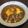 CoCo壱番屋で、ビーフソースのオムカレーに豚しゃぶをトッピング