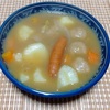 我が家の食卓ものがたり　　肉団子とソーセージの入ったカレーシチュー