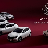 タイでもマツダ100周年特別記念車が発売開始、MAZDA2セダンの