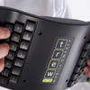 TrewGrip｜背面入力・ポータブル・モバイルに挑戦したキーボード