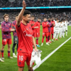 Se retira de lo terrenos de juego