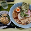 福井市菅谷にある自家製麺 麺の道ナナちゃんで、煮干し中華そば(醤油大盛り＋味玉)と、えびチャーハン(半)