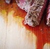 ビーフから滴る赤い液体、あれは血では無いって知ってました？