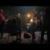 今日の動画。- James Yorkston, Nina Persson & The Secondhand Orchestra - Hold Out For Love (Live)