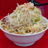 ラーメン二郎 生田駅前店 - 助手さんのまさかのコール言い当てサプライズ。約1ヶ月ぶりの生田に、常に満充電にならなかった感じがようやく充電された感じと言うか、理屈じゃなくパワーを貰えた。1周年おめでとうございます。