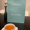 【冬のお出かけに必須アイテム】EDWARD BROWN（エドワードブラウン）のストール！タグ見せでおしゃれ度アップ！