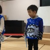 自分の変顔に大ウケです