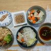 米粉の焼き物(はちみつ、イチゴジャム)。鶏の塩糀焼き。水炊き(5日目)