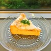 桃のふわふわヨーグルトケーキ