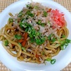 休日ランチ　時短手抜きの賄い風のソース味の焼うどんの一皿