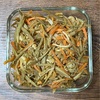 生徒たちが作ったきんぴらごぼうをいただく