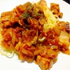 昼と夜の間ご飯:豚バラと玉ねぎいっぱいトマトスパゲティ