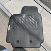 車内清掃/フロアマット裏側