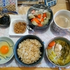 ぬか漬け仕込み。納豆玉子かけごはん。鶏野菜味噌汁新規作成。
