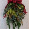 庭の植物で作るＸｍａｓリース・スワッグ（２）★キャッチは得意