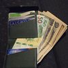 【香港キャンプマネー編】日本円と現地通貨を収納できるツインズミニ財布は海外旅行におすすめ