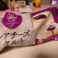 アイスまんじゅうの　進化系！？　チーズケーキで勝負なのね♬　でもね…　売り切れたら…　