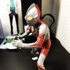 初代ウルトラマンのフィギュアを眺めながら「成長を自覚した瞬間」について考えた。