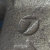 富士重工業 純正部品に刻まれている「マルフ」マーク