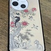 キモカワイイ？　東洋風の猫デザインのスマホケース