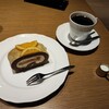 西川口の「銀林珈琲」でコーヒーとクレープ包みのフルーツロールを食べました☕