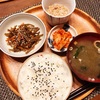 朝食ワンプレート、きんぴらごぼう、小粒納豆