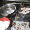 一人焼き肉（One grilled meat ）ガスコンロに鍋を乗せて炭おこし　ＰＡＲＴ２