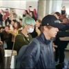 BTS（防弾少年団）ロサンゼルス国際空港到着…現地ファンから大歓声で迎えられる。