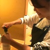 新人スタッフはじめてのワイン開けに挑戦