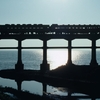 山陰線の普通列車 3-5（宇田郷5 惣郷橋、夕日）
