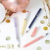人気の万年筆「ふでDEまんねん」に 30周年モデルが登場