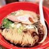 替玉無料で薬味も充実！自家製麺の博多ラーメン【博多とんこつ ばり 中仙道本店】