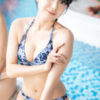 元AKB48・大西桃香の推定Cカップ美乳水着画像