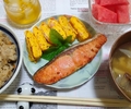 2026年8月18日の朝食
