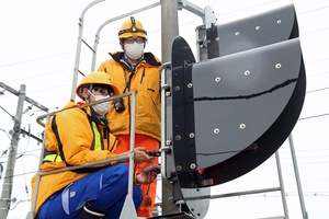 列車の安全と安定運行を守り続けるために！えちごトキめき鉄道【電気職社員】募集！！[0624-0724]