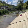 高尾山口駅から徒歩1分。高尾山ふもと公園で川遊び！いつか高尾山にも登りたい。