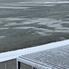 久美浜湾のプチ流氷とHOLIDAY HOMEの雪景色。