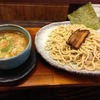 つけ麺紫匠乃 亀有店｜亀有｜スープ熱っ！表層の油の層のおか