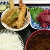 天房でマグロ定食