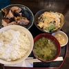 福岡天神、大いなる樹でランチおじさんがガイヤーンを食べるヤーン